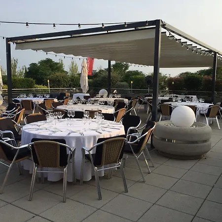 ホテル Tarragona バルス