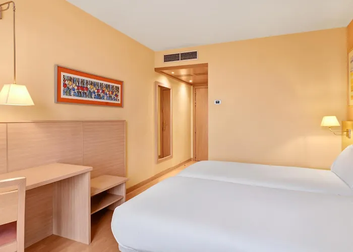 Hotel Tarragona 3*